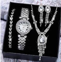 Luxuriöses Damen-Fünfteiliges Uhrenset mit Edelstahlarmband Vollbesetzt mit Kristalldiamanten Halskette Ohrringe Armband Modeschmuck Geschenk