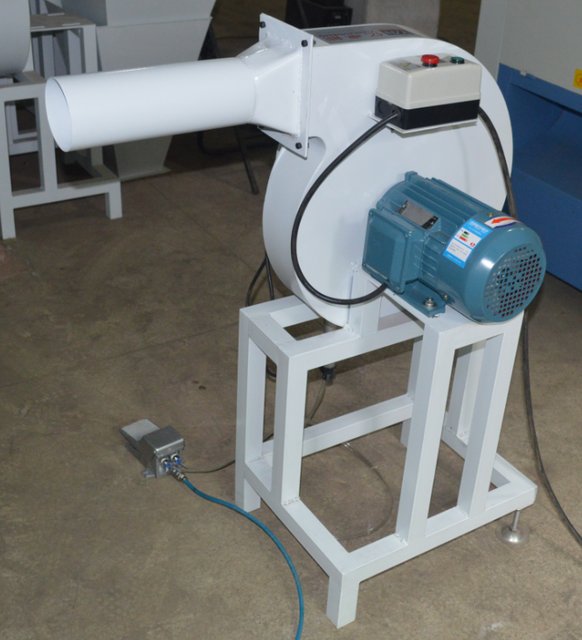 Small Pillow Stuffing Machine Manufacturer's Cotton Filling Machine for Textile Industry