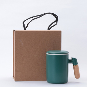 Juego de Tazas de Cerámica Estilo Nórdico con Asa de Madera y Colador de Té, Regalo para Oficina - Product Image 1