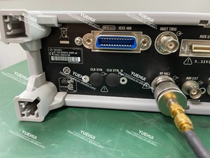 Rohde & Schwarz SMA100A 9kHz - 6GHz generatore di segnale analogico _ 103071-aV YH1 - Product Image 6