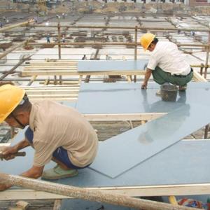 <span class=keywords><strong>Contreplaqué</strong></span> filmé noir de 18 mm, noyau en peuplier, colle WBP, <span class=keywords><strong>contreplaqué</strong></span> de coffrage pour la construction - Product Image 6