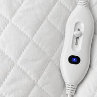 Surmatelas chauffant 135x120cm en polyester, ajusté, 3 niveaux de chaleur, arrêt automatique, lavable en machine