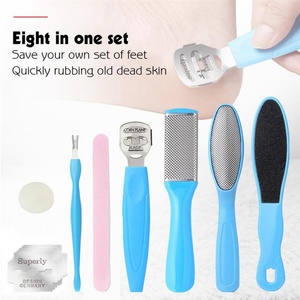 Kit de pédicure 8-en-1 : brosse à poncer double face, lime à pieds en acier inoxydable, grattoir pour peaux mortes, fourche à peaux mortes, dissolvant de vernis à ongles pour orteils - Product Image 6