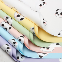 Papier d'emballage pour fleurs en film nacré imperméable à l'eau avec motif d'ours de dessin animé Bear Dondon, matériel d'emballage pour bouquets DIY, vente en gros pour fleuristes