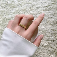 Nouvelle bague anti-stress unisexe en acier titane 8 mm, motif triangle celtique à bords biseautés, haute qualité