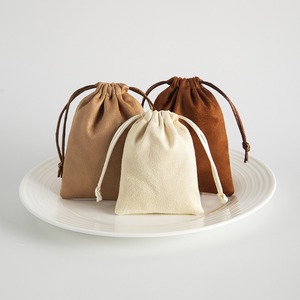 Sac à poussière en velours flanelle OEM d'usine avec cordon de serrage, logo personnalisé, pochette de rangement souple, housse de protection multi-usages pour chaussures et vêtements - Product Image 4