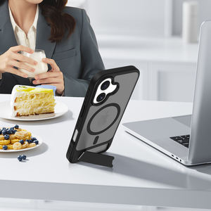 Funda Protectora para Teléfono de TPU y PC con Carga Inalámbrica Magnética, Translúcida Mate, Resistente a Golpes, con Soporte para iPhone 15 16 17 Pro Max - Product Image 6