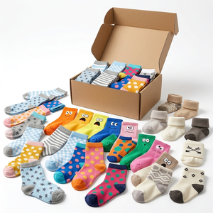 Chaussettes pour enfants en boîte mystère, styles aléatoires, liquidation, lot mixte, vente en gros, surplus de stock, chaussettes assorties pour enfants, unisexe - Product Image 1