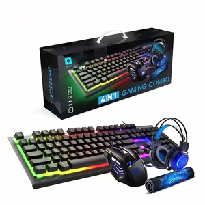 Set 4-in-1 al Miglior Prezzo: <span class=keywords><strong>Tastiera</strong></span> Gaming Cablata con Illuminazione RGB, Mouse, Cuffie e Tappetino Mouse - Product Image 1