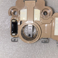 Régulateur de pièces d'alternateur Mitsubishi Electric pour camions Renault A866X57672 334012 Neuf 2000- Garantie de 12 mois Fabriqué en Chine