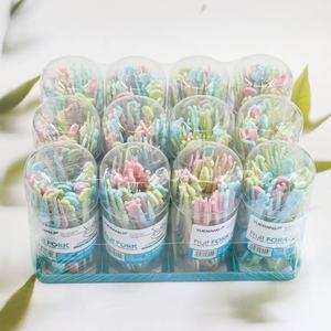 Ensemble de fourchettes à fruits en plastique, fourchettes à gâteau à deux dents de style dessin animé, fourchettes à fruits/en-cas jetables emballées en sachet/ou en seau - Product Image 4