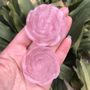 Sculpture artisanale en quartz rose naturel, fleur sculptée, sculpture en cristal, <span class=keywords><strong>roses</strong></span> en cristal - Product Image 2
