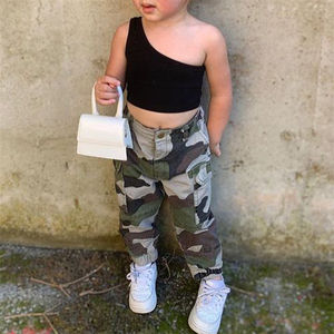 Conjuntos de <span class=keywords><strong>ropa</strong></span> para niñas pequeñas, Chaleco corto con estampado de letras, pantalón de camuflaje, conjunto de dos piezas, novedad de verano 2023 - Product Image 2