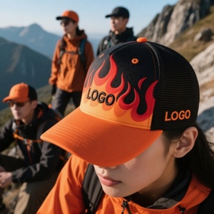 Gorra de Béisbol Deportiva de 5 Paneles Personalizada al por Mayor con MOQ Bajo y Estampado por Sublimación para Uso Promocional - Product Image 1