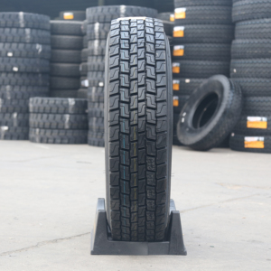 Neumático Radial LCH T-REX para Camiones y Autobuses, Todo Acero, para Todas las Estaciones, Direccional, para Todas las Posiciones de Rueda, Carga Ligera, Garantía, Uso Pesado - Product Image 1