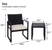 Ensemble de salle à manger d'extérieur moderne, chaises et table en rotin pour une utilisation imperméable dans le jardin, la terrasse, le balcon