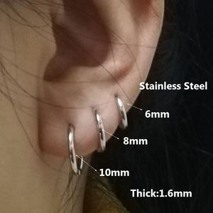 Pendientes de oreja de cartílago de acero inoxidable, joyería de aro pequeño de plata y oro para mujeres y hombres para fiestas, venta al por mayor - Product Image 3
