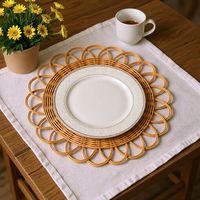 Sets de table floraux en rotin PP tressé à la main, tapis isolants de cuisine, assiettes de présentation en rotin pour table de mariage, décorations murales en rotin