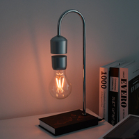 Nouveau design de lampe flottante Lampe de table flottante à lévitation avec chargeur sans fil