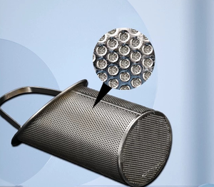 Sistemas de procesamiento de fluidos industriales, cubos de malla perforada de acero inoxidable resistentes a la corrosión - Product Image 2