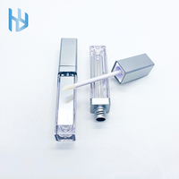 Emballage cosmétique pour gloss à lèvres carré LED de style spécial, de 7 ml à 8 ml, avec miroir, lumières LED, conteneur, étiquette privée