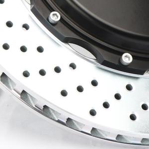 Discos de Freno Perforados al Por Mayor con Medidas de 355mm*32mm, 380mm*28mm, 380mm*34mm para Rueda Trasera de 18 y 19 Pulgadas - Product Image 3