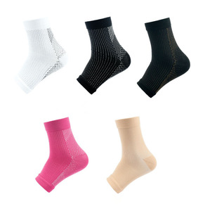 Chaussettes de compression de cheville personnalisées Chaussettes de compression de fasciite plantaire à coupe basse - Product Image 3