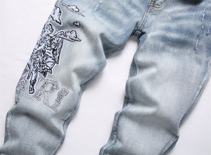 Pantalones de mezclilla azules de cintura media para hombre High Street Y2K estilo Hip Hop 3D bordado leopardo Floral Patchwork ajustado elástico chino - Product Image 4