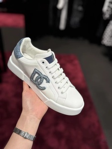 รองเท้าขายดีปี 2026 รองเท้าผ้าใบดีไซน์หรูคุณภาพสูงสำหรับผู้หญิงผู้ชาย วิ่งกลางแจ้ง แฟชั่น dolces D รองเท้าสไตล์เดิน - Product Image 4