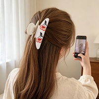 Nouvelle Arrivée Pince à Cheveux Beige Alligator avec Strass et Motifs Abeille Papillon, Logo Personnalisé, Accessoire pour Chignons et Coiffures Rétro pour Femmes