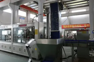 Manufacturing Plant 3 In 1 CSD Full Automatic Plastic Bottle Liquid Filling Machine Line For Sale