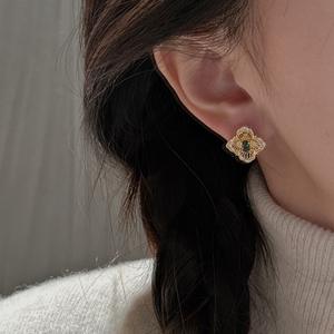 Pendientes de Plata de Ley S925 con Circonita, Estilo Antiguo, Ligeros y de Lujo, Joyería de Moda Sencilla para el Día a Día, Venta al por Mayor - Product Image 3