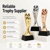 Trophée en résine gravé sur mesure en forme de chiffre creux pour souvenir d'honneur d'entreprise