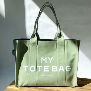 Wholesale <b>Large</b> Capacity Canvas Tote <b>Bags</b> with Durable Metal Zipper Custom Size Eco-friendly <b>Shopping</b> <b>Bags</b> for Gift or Daily Use - Product Image 1