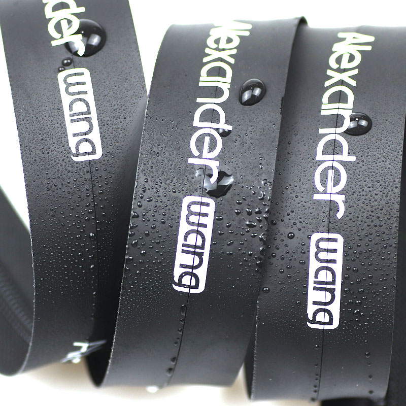 Zip type. Zip type