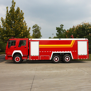 <span class=keywords><strong>Camion</strong></span> de pompiers Howo avec réservoir <span class=keywords><strong>d</strong></span>'<span class=keywords><strong>eau</strong></span> à mousse de 16 000 litres, <span class=keywords><strong>camion</strong></span> de secours <span class=keywords><strong>d</strong></span>'urgence, <span class=keywords><strong>camion</strong></span> de pompiers à grande capacité, réservoir <span class=keywords><strong>d</strong></span>'<span class=keywords><strong>eau</strong></span> à <span class=keywords><strong>jet</strong></span> puissant - Product Image 2