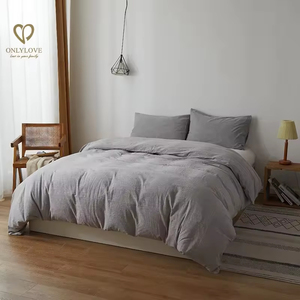 Vente en gros <span class=keywords><strong>de</strong></span> linge <span class=keywords><strong>de</strong></span> lit <span class=keywords><strong>de</strong></span> qualité supérieure pour la maison, ensemble <span class=keywords><strong>de</strong></span> couette moderne, taie d'oreiller grise, draps <span class=keywords><strong>de</strong></span> lit, couleur et taille personnalisées - Product Image 1