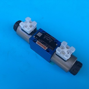 R900902940 4WRA6E30-2X/G24N9K4/V Contrôleur hydraulique directionnel proportionnel NG6 315 bars 4 voies pour applications industrielles - Product Image 5