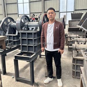 Máquina trituradora de mandíbula de roca de gran tamaño de alimentación, triturador de piedras de Material duro, operaciones de cantera minera, reducción de mineral de alta eficiencia - Product Image 1