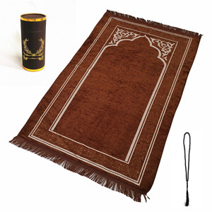 Tapis <span class=keywords><strong>de</strong></span> prière en gros <span class=keywords><strong>de</strong></span> qualité supérieure tapis <span class=keywords><strong>de</strong></span> prière épais famille fait à la machine couverture <span class=keywords><strong>de</strong></span> culte musulman avec perles <span class=keywords><strong>de</strong></span> chapelet tapis <span class=keywords><strong>de</strong></span> prière islamique - Product Image 3