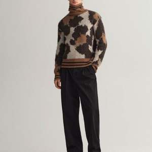 Custom Winter Fluffy Knit <b>Sweater</b> Long Jacquard Sleeve Leopard <b>Men's</b> <b>Turtleneck</b> <b>Sweater</b> - Product Image 4