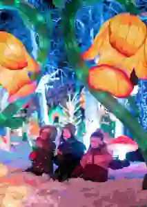 Forma di fiore gigante lanterna di seta spettacolo tulipano per illuminazione da giardino Festival decorazione decorazioni per feste in vendita