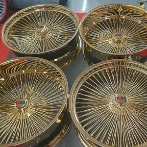 Rines de Alambre de 26 Pulgadas, Completamente Dorados, PCD 5x114.3, Diseño Multirradio - Product Image 4