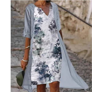 Robe midi ample en lin imprimé, col en V, motif floral, respirante, tenue décontractée - Product Image 1