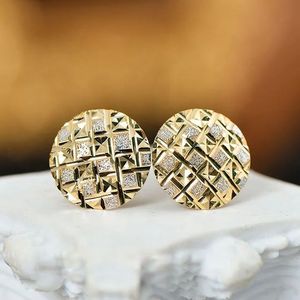 ต่างหูทองคำแท้ 18k ยี่ห้อ Xinfly รูปทรงกระดานหมากรุก ประดับเพชรและมุก เหมาะสำหรับเด็ก งานแต่งงาน งานเลี้ยง และงานหมั้น - Product Image 2