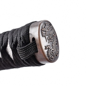 カスタムメイドの日本式手作り炭素鋼フルサイズ伝統刀本物の刀木鞘付き - Product Image 4