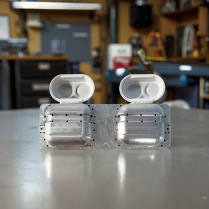 Nuovo Arrivo: Stampo 3D per Sublimazione per AirPod Max, Personalizzato per Custodie <span class=keywords><strong>AirPods</strong></span> Pro, Stampi per Sublimazione, Strumento di Riscaldamento in Metallo, Jig - Product Image 6