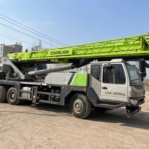 รถเครนไฮดรอลิก Zoomlion ZTC 300H ขนาด 30 ตัน พร้อมบูมแบบยืดได้ และการออกแบบที่มั่นคงและมีประสิทธิภาพในการทำงาน - Product Image 5