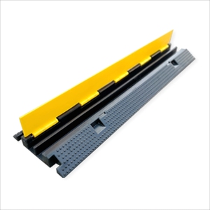 Rampes de protection de câbles en PVC jaune + noir, rampe de vitesse, caoutchouc robuste, 2 canaux, sécurité routière - Product Image 1