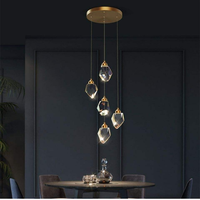 Lustre suspendu en laiton au design moderne, produit de luxe, lustre en cristal, éclairage d'intérieur, luminaire décoratif de plafond, idéal pour un hôtel
